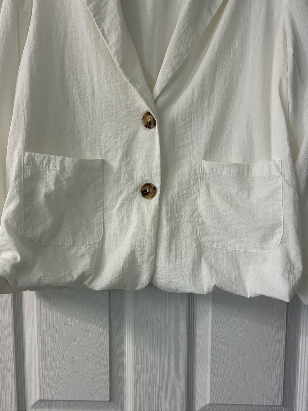 LE LIS Blazer - Picture 2 of 5